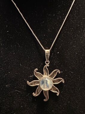 Source Unknown Silver Sunburst Necklace with Blue Moonstone